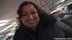 Riproduci BBW paffuta con tette enormi seduce e scopa un giovane ragazzo magro