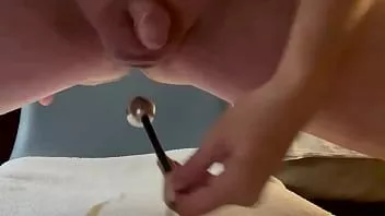 Oynat Bir horoz ve anal elektrot ile tahmin