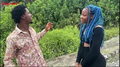 play Ebony Milf zostaje mocno pieprzony w swojej wiosce podczas Bożego Narodzenia