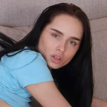 Pornoster Juicy Leila