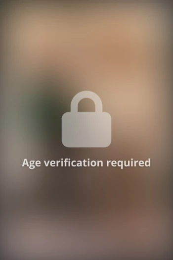 قناة Mackenzie Moss